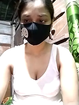 Snapshot of Aruyeshi- chatting on 09/23/25, 01:07 Aruyeshi- online show from 09/23/25, 01:07