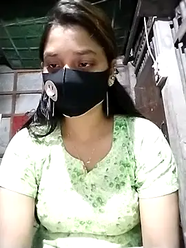 Snapshot of Aruyeshi- chatting on 10/03/25, 12:06 Aruyeshi- online show from 10/03/25, 12:06