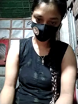 Snapshot of Aruyeshi- chatting on 10/02/25, 11:19 Aruyeshi- online show from 10/02/25, 11:19