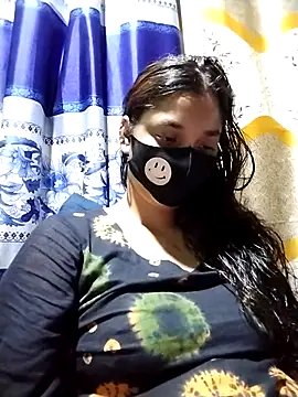 Snapshot of Aruyeshi- chatting on 09/26/25, 05:25 Aruyeshi- online show from 09/26/25, 05:25