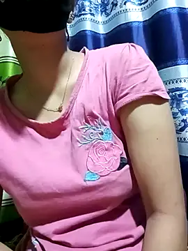 Snapshot of Aruyeshi- chatting on 03/19/25, 11:25 Aruyeshi- online show from 03/19/25, 11:25