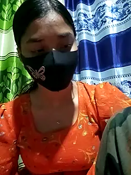 Snapshot of Aruyeshi- chatting on 03/12/25, 01:08 Aruyeshi- online show from 03/12/25, 01:08