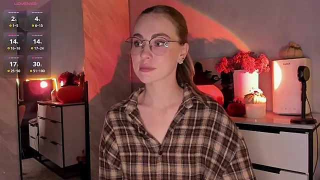 LoveGameSexx online show from 10/24/25, 04:39