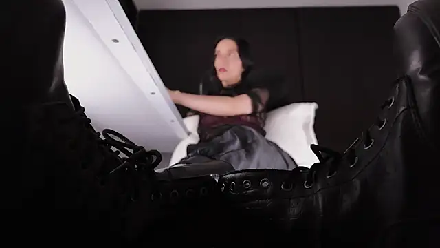 Edranah online show from 04/13/26, 10:03