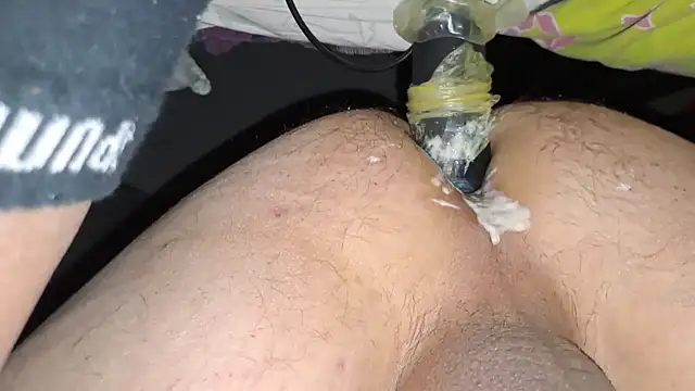 voltige84972 online show from 11/30/25, 01:17