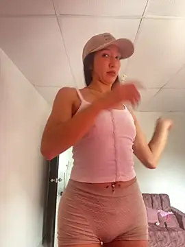 peiton steele7 online show from 10/24/25, 03:33