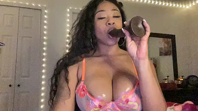 Snapshot of MariahBrook chatting on 12/03/24, 02:31 MariahBrook online show from 12/03/24, 02:31