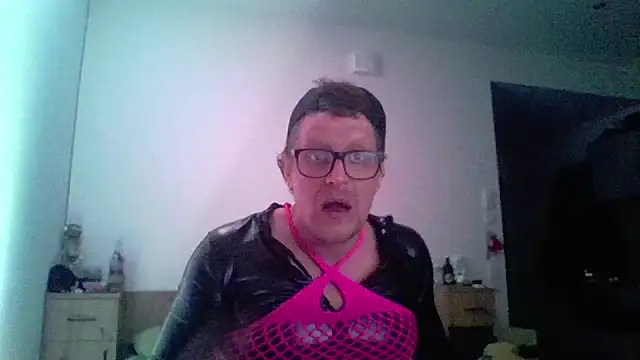 Bigthroaterboy online show from 03/19/26, 04:12