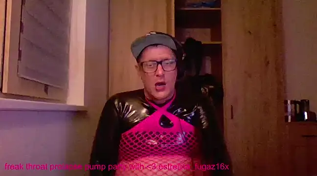 Snapshot of Bigthroaterboy chatting on 02/22/25, 05:02 Bigthroaterboy online show from 02/22/25, 05:02