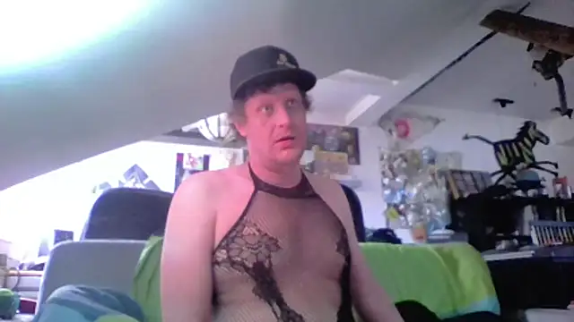 Bigthroaterboy online show from 05/09/26, 05:22