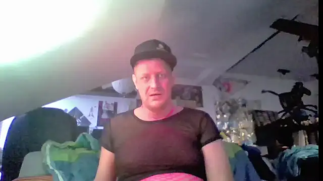 Bigthroaterboy online show from 06/01/26, 06:40