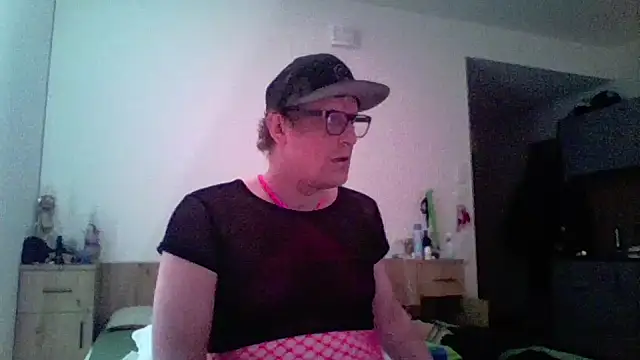 Bigthroaterboy online show from 04/15/26, 12:10