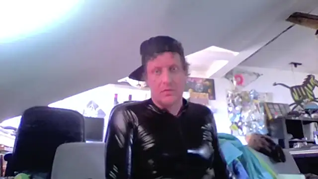 Bigthroaterboy online show from 05/01/26, 01:38