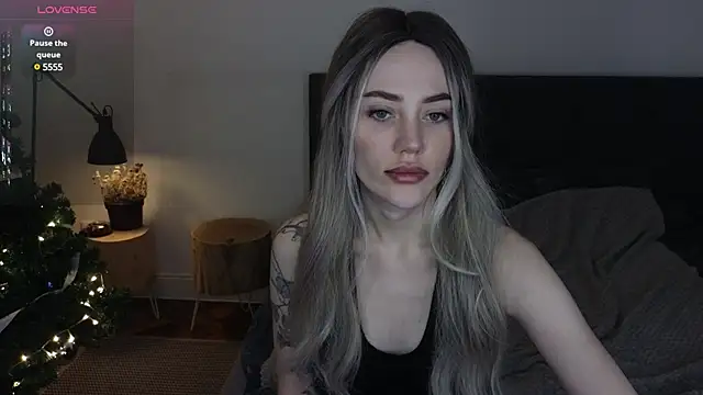 Snapshot of Sara_Tranquil chatting on 12/08/24, 06:50 Sara Tranquil online show from 12/08/24, 06:50