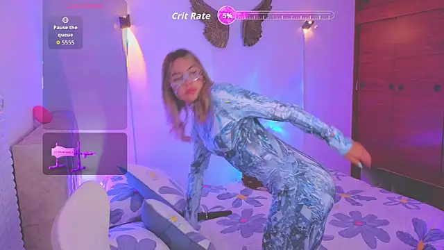 Snapshot of Nathaly-sky chatting on 10/13/25, 10:17 Nathaly-sky online show from 10/13/25, 10:17