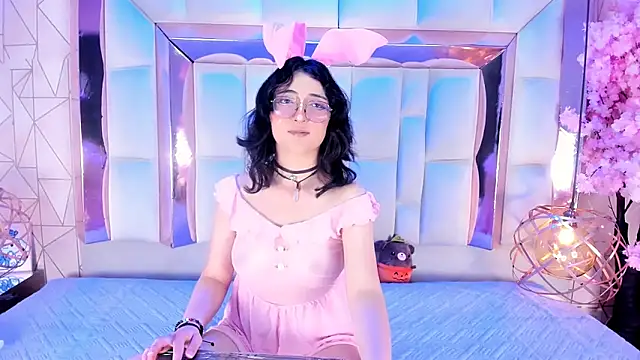 SaraMartini1 online show from 11/04/25, 05:55