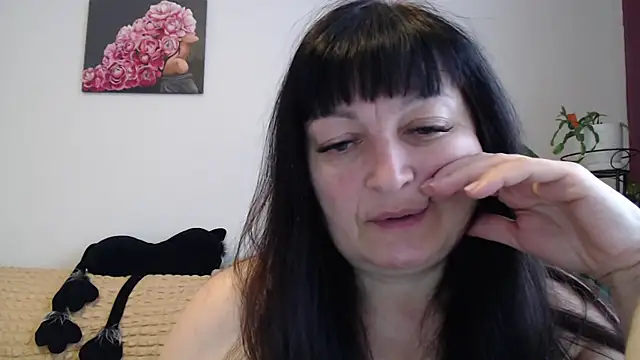 Snapshot of Women-pleasures chatting on 10/15/25, 06:33 Women-pleasures online show from 10/15/25, 06:33