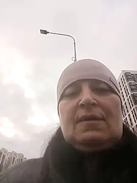 Snapshot of Women-pleasures chatting on 10/28/25, 10:58 Women-pleasures online show from 10/28/25, 10:58