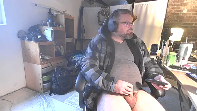 MagnusCockus online show from 04/02/26, 12:23