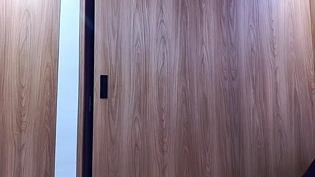 Molly ADY online show from 10/20/25, 04:58