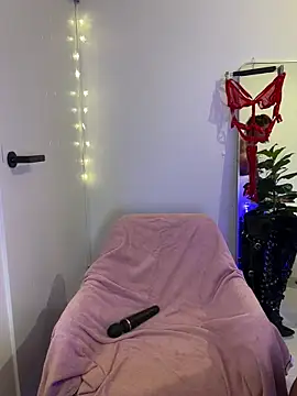 SmilingDutchie online show from 12/16/24, 06:27