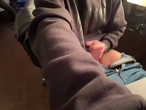 KendrickJiz online show from 04/10/26, 10:39