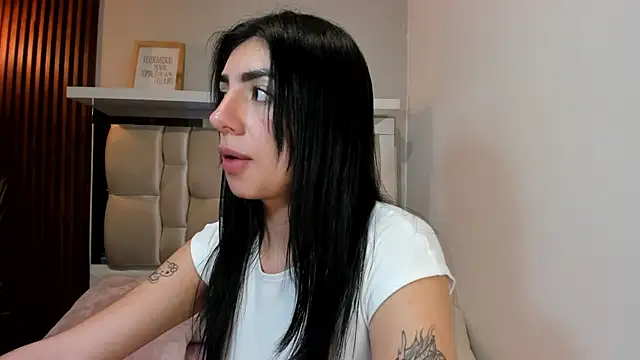 Snapshot of ANTONELLA__ROUSE_ chatting on 02/24/25, 04:04 ANTONELLA ROUSE online show from 02/24/25, 04:04