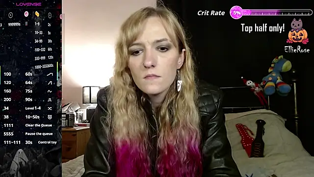 Snapshot of EllieeRose chatting on 06/17/26, 08:08 EllieeRose online show from 06/17/26, 08:08