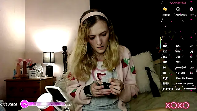 EllieeRose online show from 09/19/25, 08:24