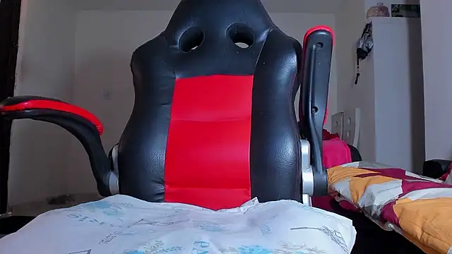 kerlysmith 24 online show from 01/09/26, 02:35