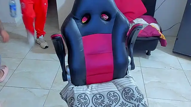 kerlysmith 24 online show from 03/26/26, 03:54