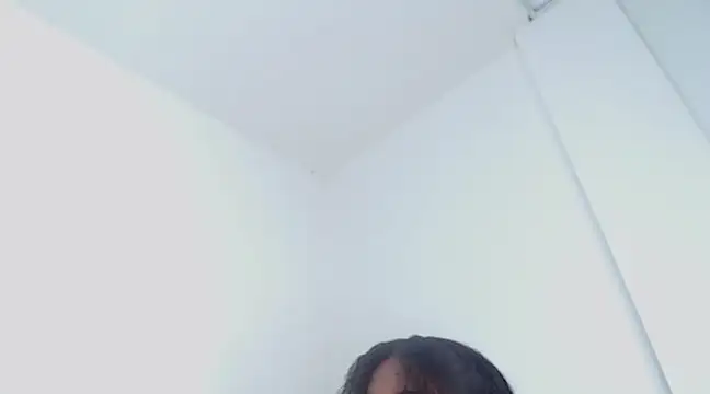 Snapshot of Ahlya chatting on 12/11/24, 06:36 Ahlya online show from 12/11/24, 06:36