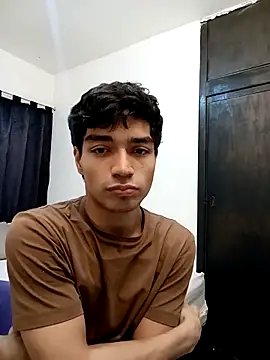 Snapshot of INDICO22 chatting on 11/25/25, 08:09 INDICO22 online show from 11/25/25, 08:09