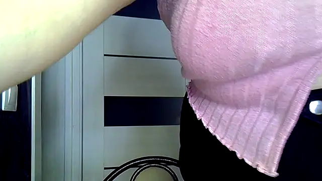 AnitaWillias online show from 05/25/26, 03:17
