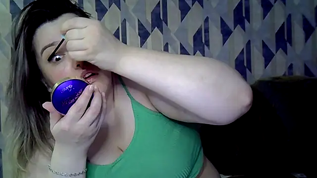 Snapshot of AnitaWillias chatting on 12/03/25, 06:18 AnitaWillias online show from 12/03/25, 06:18