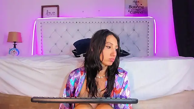 LyaEvanss online show from 01/25/25, 07:07