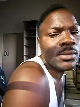 Snapshot of Petrossa chatting on 01/11/26, 03:24 Petrossa online show from 01/11/26, 03:24