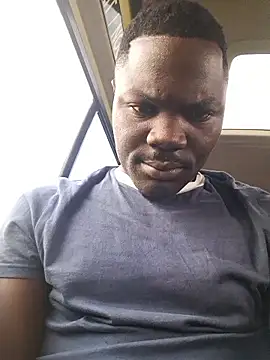 Snapshot of Petrossa chatting on 01/08/26, 04:18 Petrossa online show from 01/08/26, 04:18