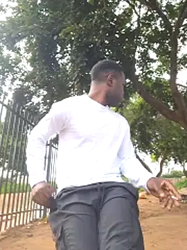 Snapshot of Petrossa chatting on 01/15/26, 06:28 Petrossa online show from 01/15/26, 06:28