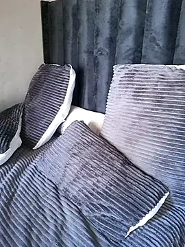 Petrossa online show from 04/04/26, 12:01