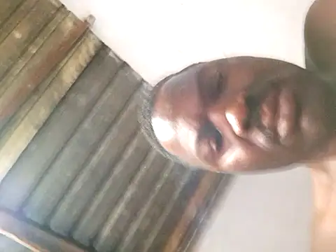 Petrossa online show from 10/27/25, 05:41