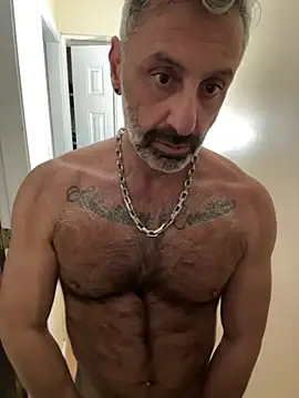 Snapshot of DaddySnowXX chatting on 01/22/25, 03:52 DaddySnowXX online show from 01/22/25, 03:52