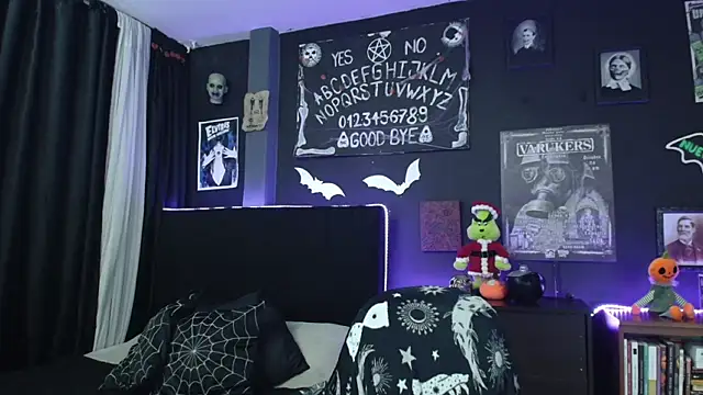 Goddess Mortem online show from 12/15/25, 10:59