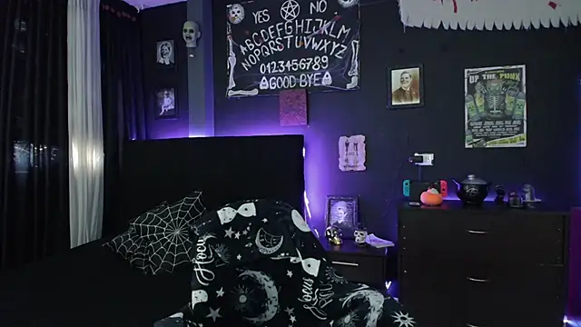 Snapshot of Goddess_Mortem chatting on 01/28/25, 02:10 Goddess Mortem online show from 01/28/25, 02:10