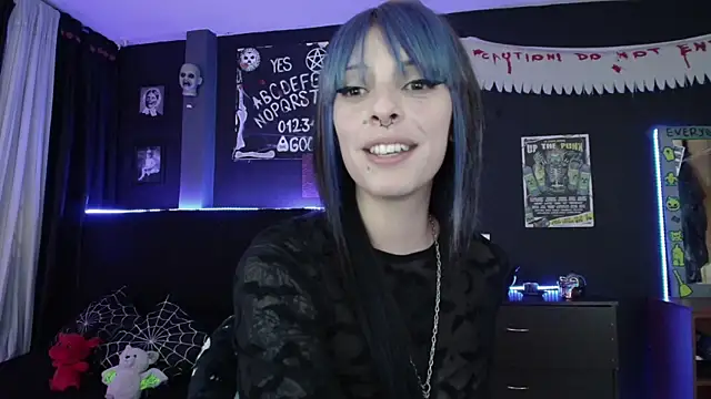 Snapshot of Goddess_Mortem chatting on 01/16/25, 12:12 Goddess Mortem online show from 01/16/25, 12:12