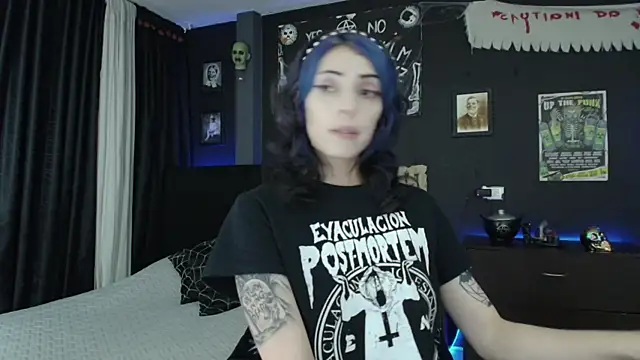 Snapshot of Goddess_Mortem chatting on 03/10/25, 12:07 Goddess Mortem online show from 03/10/25, 12:07