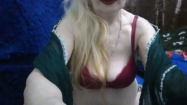 CarlyTreat online show from 05/21/26, 07:55