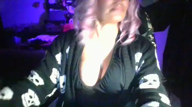 Snapshot of MadisonJayde chatting on 03/16/25, 07:48 MadisonJayde online show from 03/16/25, 07:48