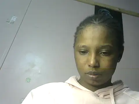 SweetWhisper online show from 11/09/25, 06:56