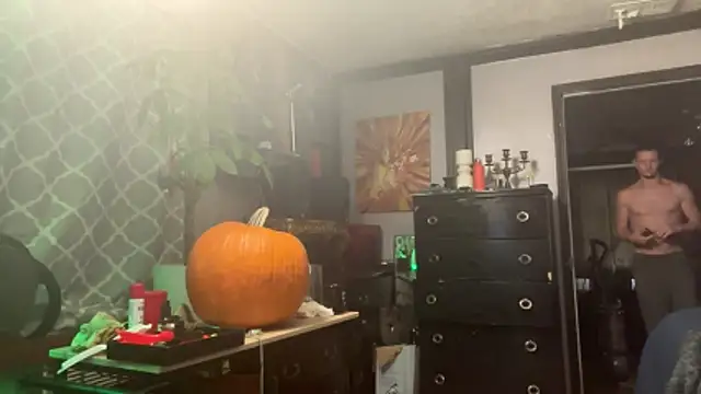 trash4cash online show from 10/26/25, 09:59